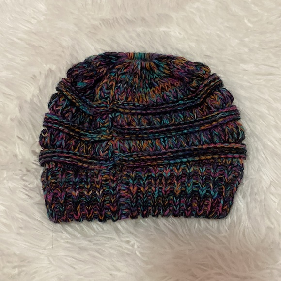C.C. Kids winter hat. - Picture 2 of 3